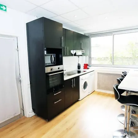 Apartment Wonderful Champs Elysees Paris